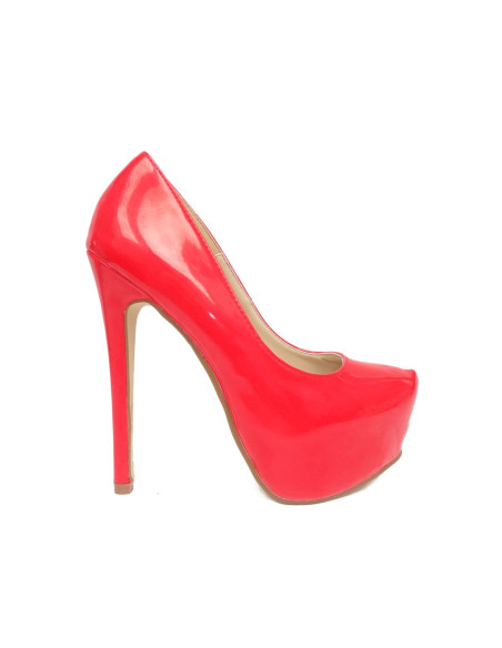 VYSOKÉ ČERVENÉ NECHTY NARIADENÉ PLATFORMY - 1