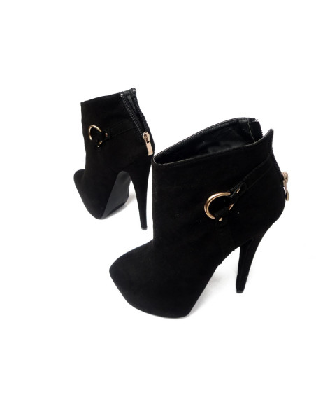 FEKETE BOKAZSAK, SÁRGAL, SUEDE PLATFORMON - 4