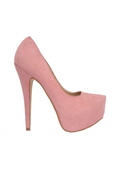 DES ÉPINGLES EN DAIM ROSE PASTEL SUR LE QUAI - 1