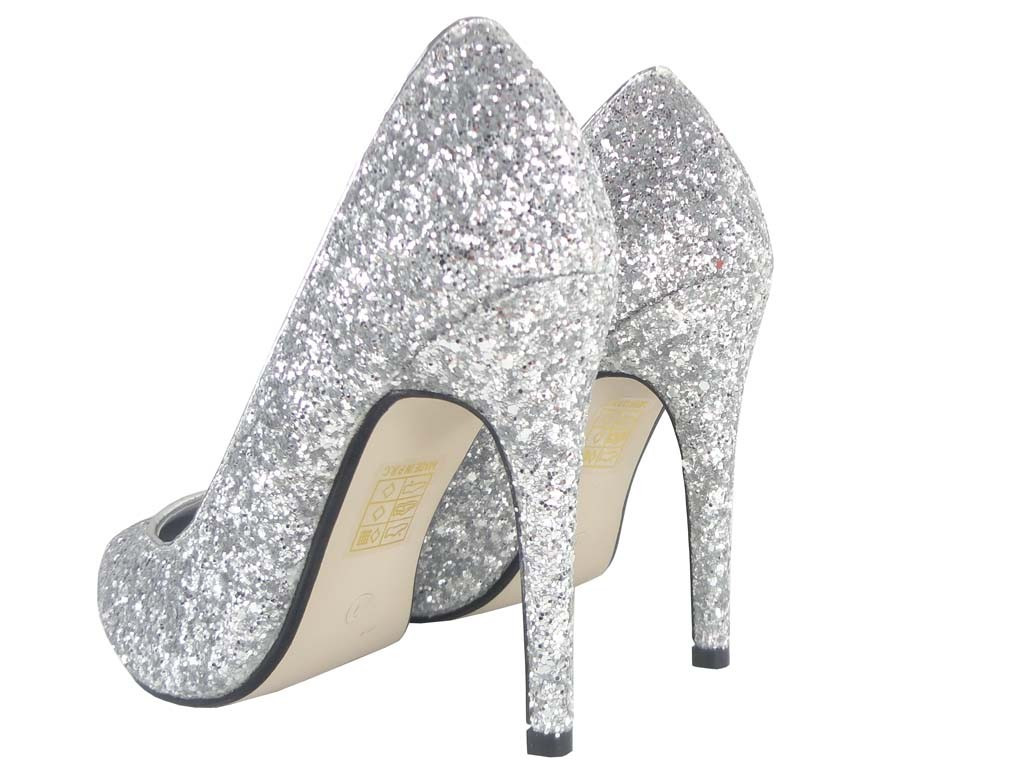 KLASISKIE SUDRABA BROKĀTA STILETTO KURPES - 3