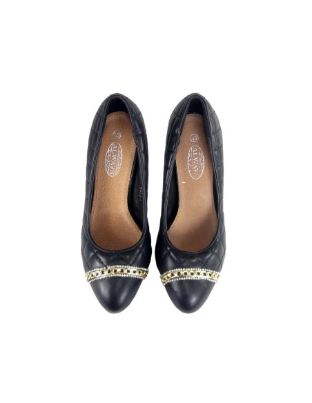 Klasiski melni stilettos ar stepētu ķēdi - 2