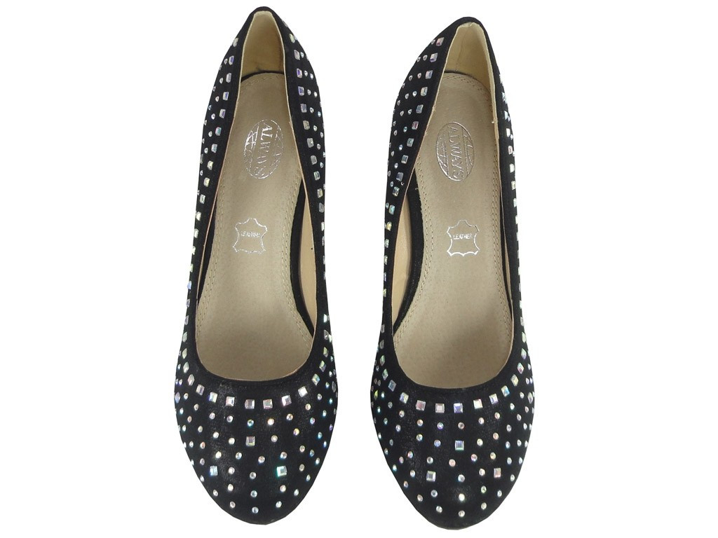 Schwarze Pumps mit Zirkonen - 2