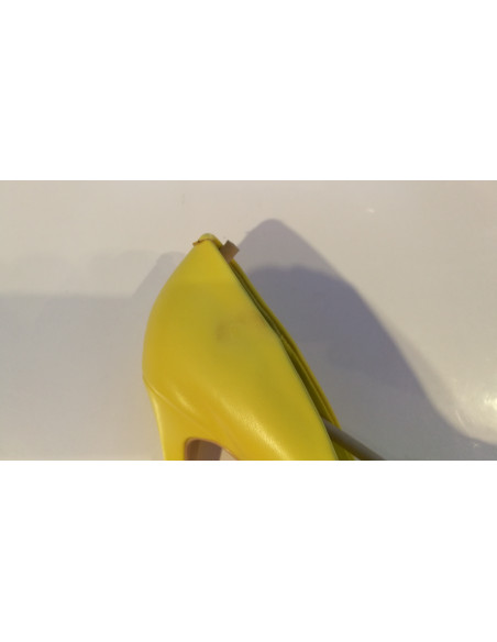 HIGH YELLOW PINS CLASSIC SHUTTLES - 6