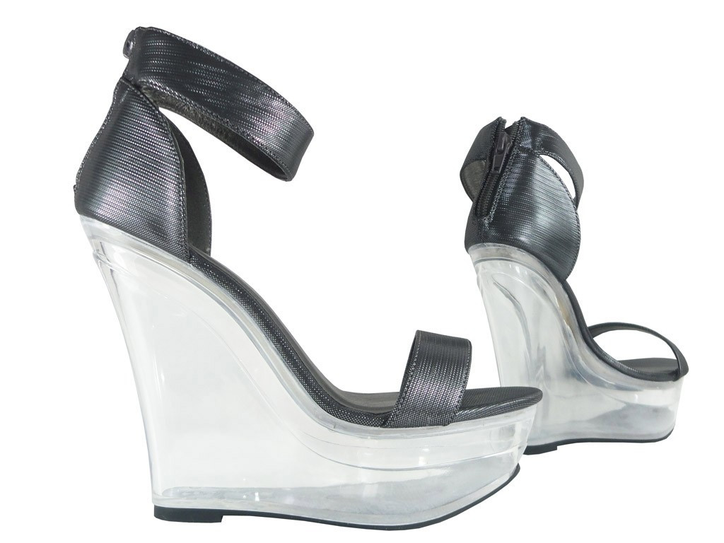 GRAFITOWE SANDAŁKI NA PRZEŹROCZYSTEJ KOTURNIE 