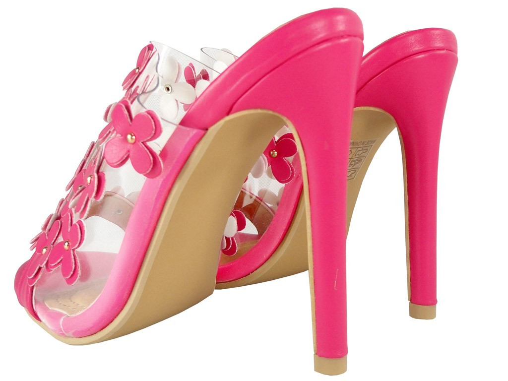 Rosa Frauenschuhe mit transparenten Absätzen - 4