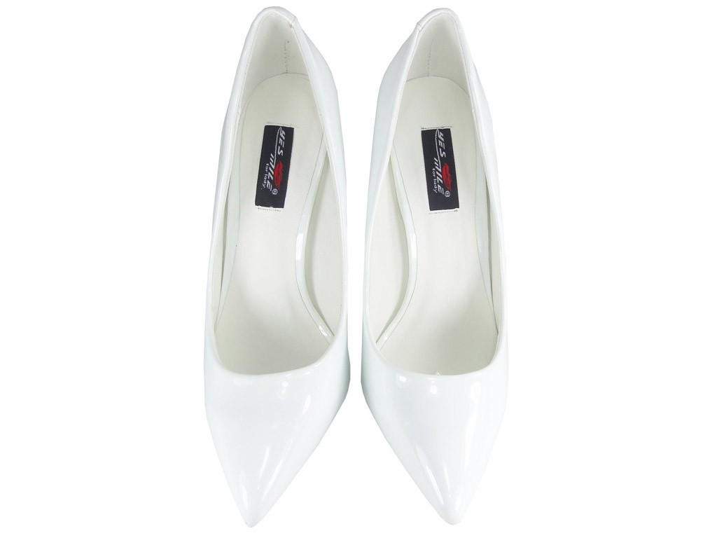 Bottes blanches à talons pour les mariages - 2