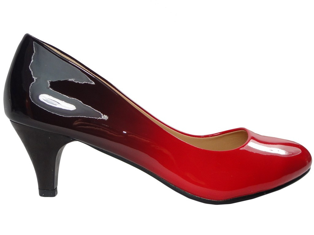 Bottes noires et rouges à épingles d'ombre basses - 1