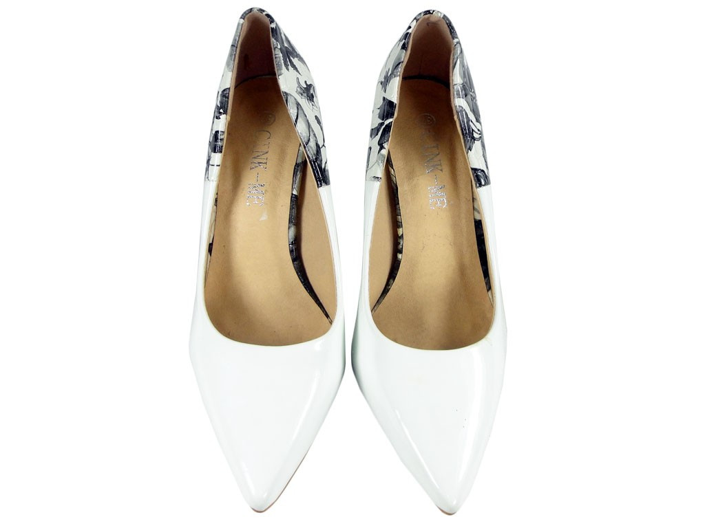 White metal pins with heel flower - 2
