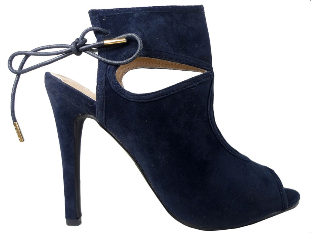 Sandály na vysokém podpatku, svázané - 1