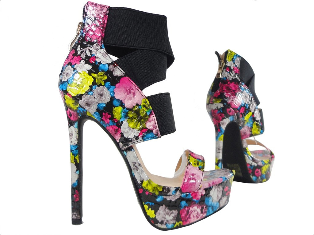 High Heels Sandalen auf der Plattform - 3