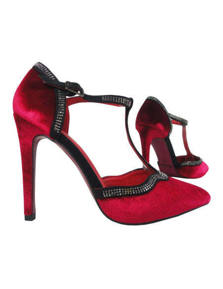 Rote Veloursnadel mit Knöchelriemen - 4