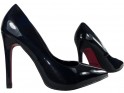 Klasszikus női fekete magas sarkú cipő - 3