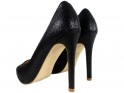 Klasické čierne topánky na vysokom podpätku pre ženy - 4