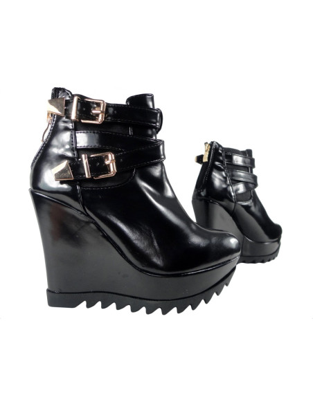 SCHWARZE STIEFEL FRAUENSTIEFEL AM HAKEN - 3