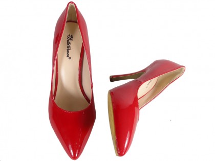 Red pins lacquered women's shoes - 2