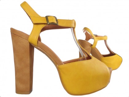 Sandale cu platformă din piele de căprioară galbenă, cu toc înalt - 3
