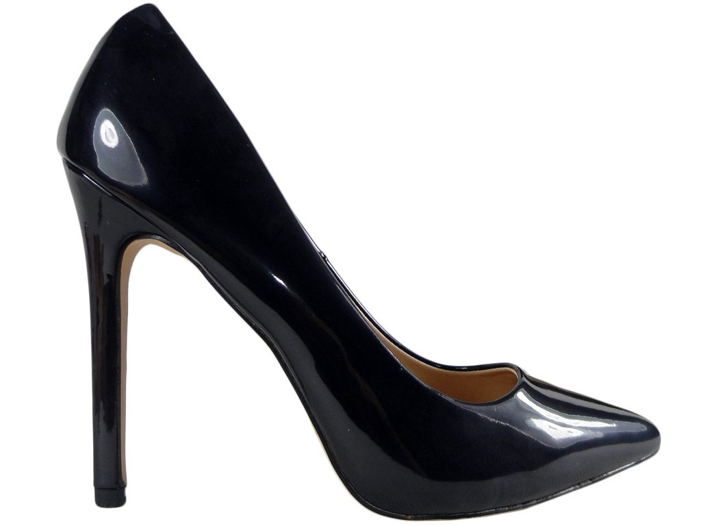 Schwarze High Heels Damenschuhe Pumps auf einem hohen Absatz - 1