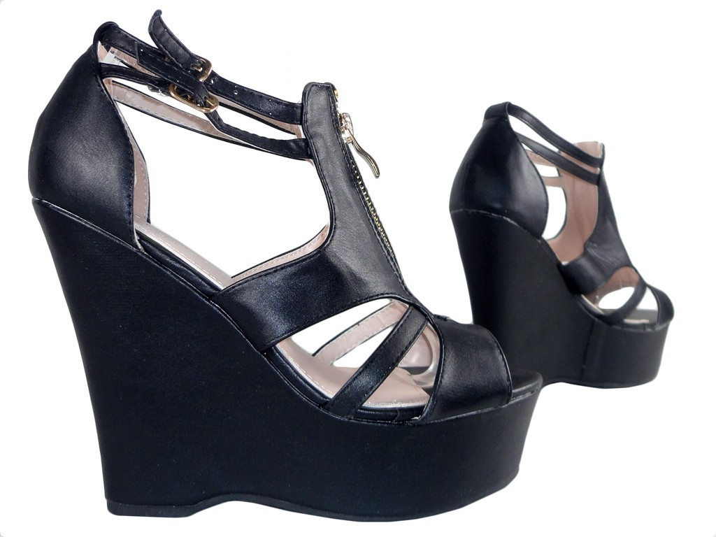Mattschwarze Sandalen auf Keilabsatz für Frauen - 3