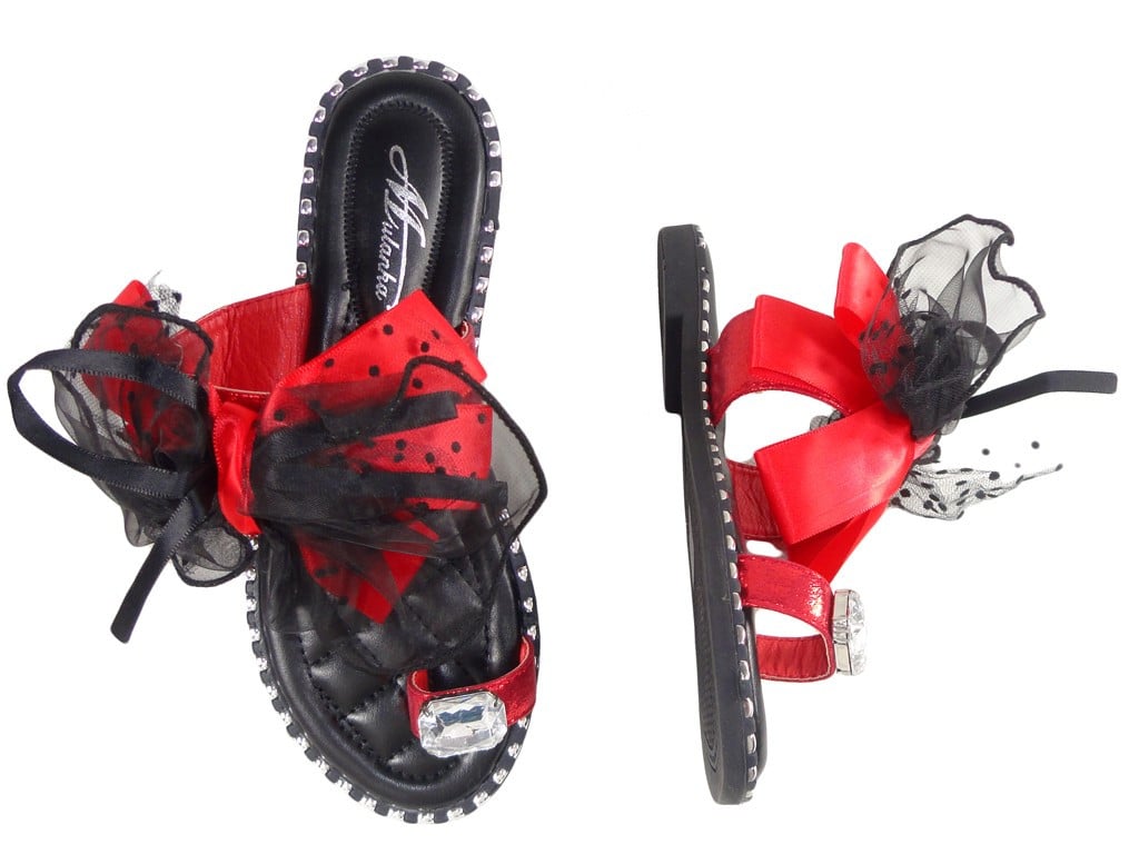 Tongs pour femmes - bottes noires avec ruban rouge - 2