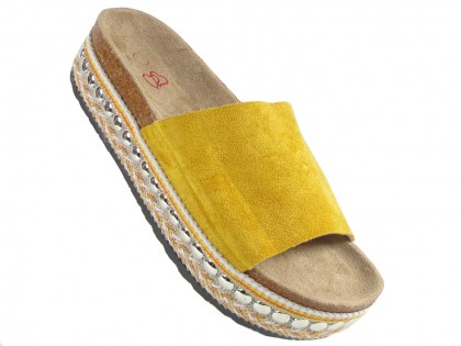 Papuci de damă din piele de căprioară eco galbenă - 3