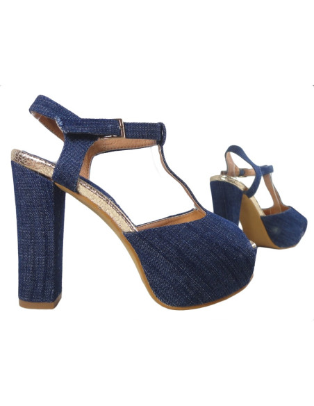 Jeans blue sandals on the pole's platform - 3