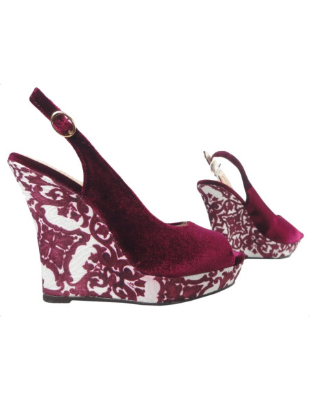 Burgundy women's sandals on the hook - 3