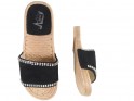 Dámske čierne papuče s plochými topánkami zo zirkónu - 2
