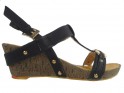 Sandale negre pentru femei pe un dop de piele ecologică - 1