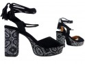 Boho stiliaus juodi moteriški smailianosiai sandalai - 3
