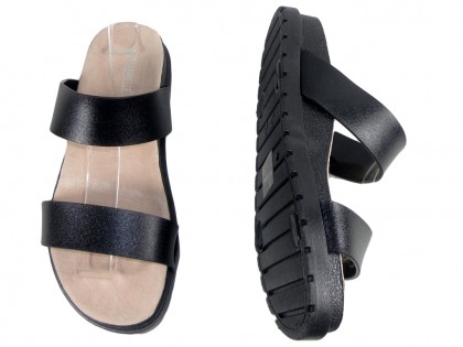 Čierne gumené papuče s plochými pruhmi - 2