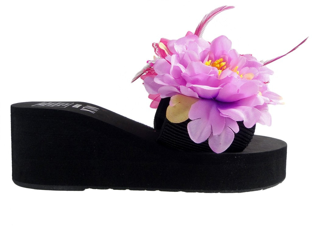 Tongs noires pour femmes avec ancrage de plumes - 1