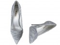 Saténové sivé vysoké podpätky módnej dámskej obuvi - 2