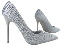 Saténové sivé vysoké podpätky módnej dámskej obuvi - 3
