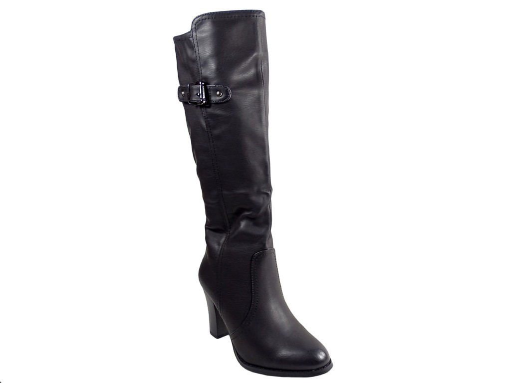 Hohe schwarze Damenstiefel bis zum Knie am Pfosten - 3