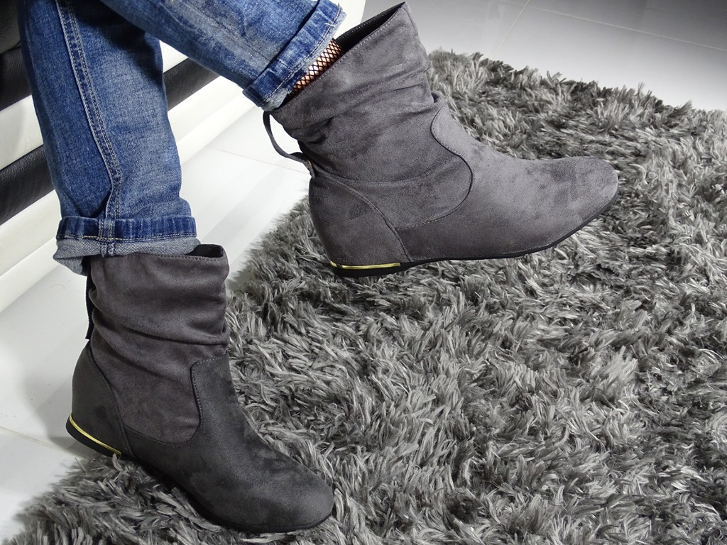Płaskie buty damskie za kostke