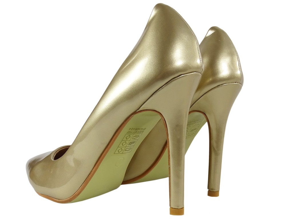 Pearl shade of gold women's pins - 2