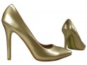 Dámske zlaté topánky na vysokom podpätku s perleťovým odtieňom - 4
