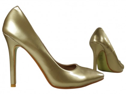 Dámské zlaté boty na vysokém podpatku s perleťovým odstínem - 4