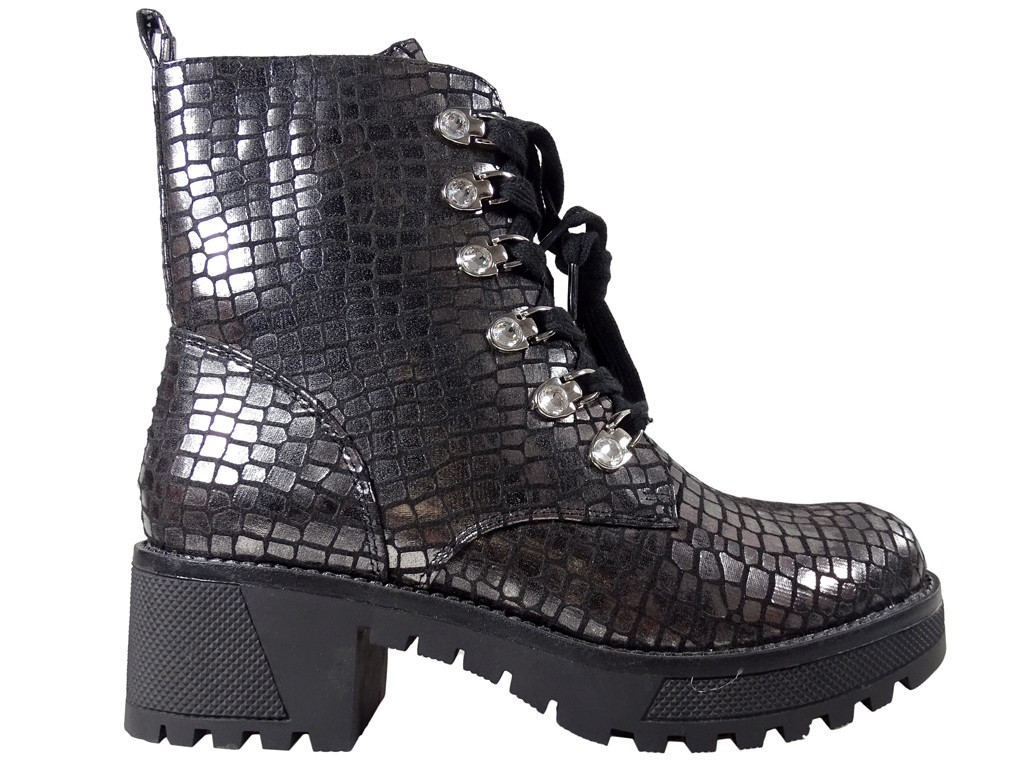 Schwarze Damenstiefel mit silbernem Glanz - 1