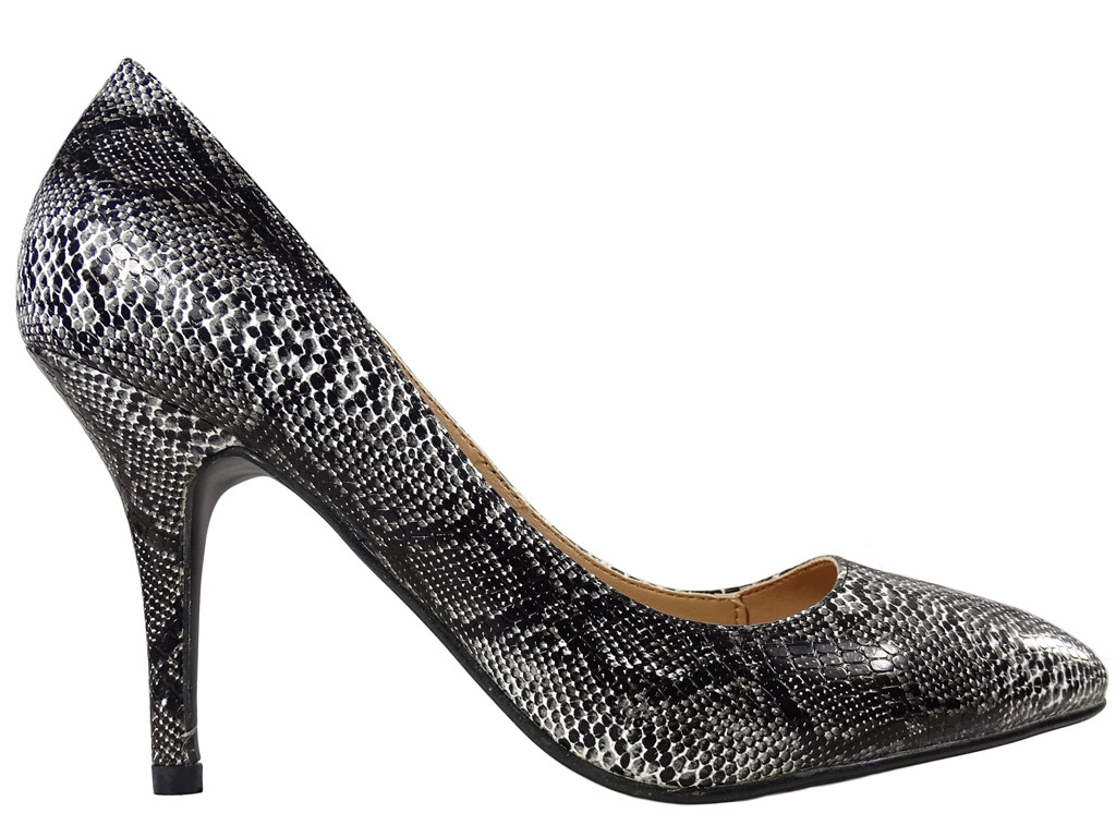 Fekete magas sarkú, kígyó mintás, fehér és szürke női cipő - 1