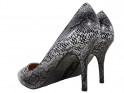 Černé vysoké podpatky s hadím vzorem, bílé a šedé dámské boty - 2