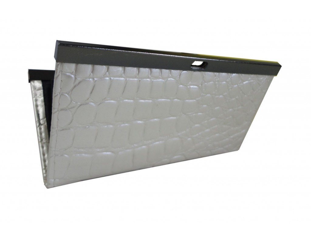 PEARL ECRU WALLET WARLET SNAKE CLUTCH - 1