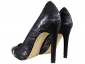 Чорні жіночі туфлі на шпильках зі зміїної шкіри - 2