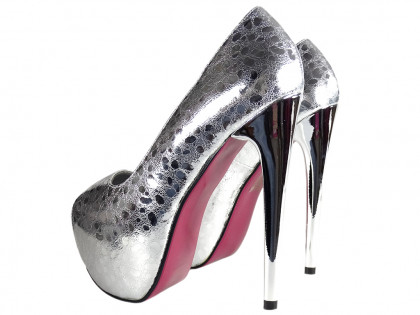 Ezüst magas sarkú cipő a női platformon - 2