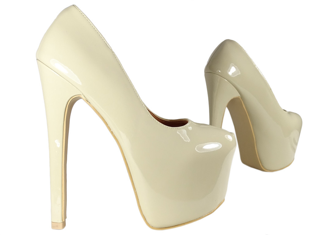 Beige Damen-Pins auf einem Plateau mit hohen Absätzen - 3