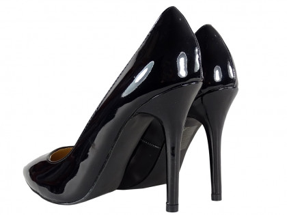 Dámske čierne vysoké podpätky, lakované klasické topánky - 2