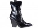 Чорні жіночі ковбойські чоботи з екошкіри - 1