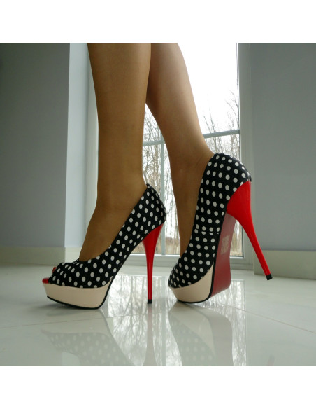 BUTY SZPILKI KOKIETKI CZARNE CZERWONY OBCAS