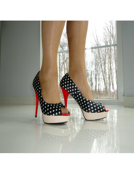 BUTY SZPILKI KOKIETKI CZARNE CZERWONY OBCAS