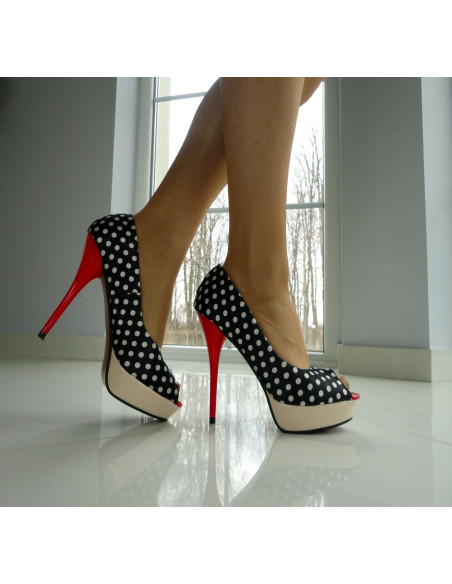 BUTY SZPILKI KOKIETKI CZARNE CZERWONY OBCAS